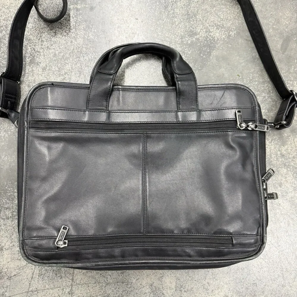 Tumi Leather Briefcase Laptop Bag Black Model 96130D4 Executive Work